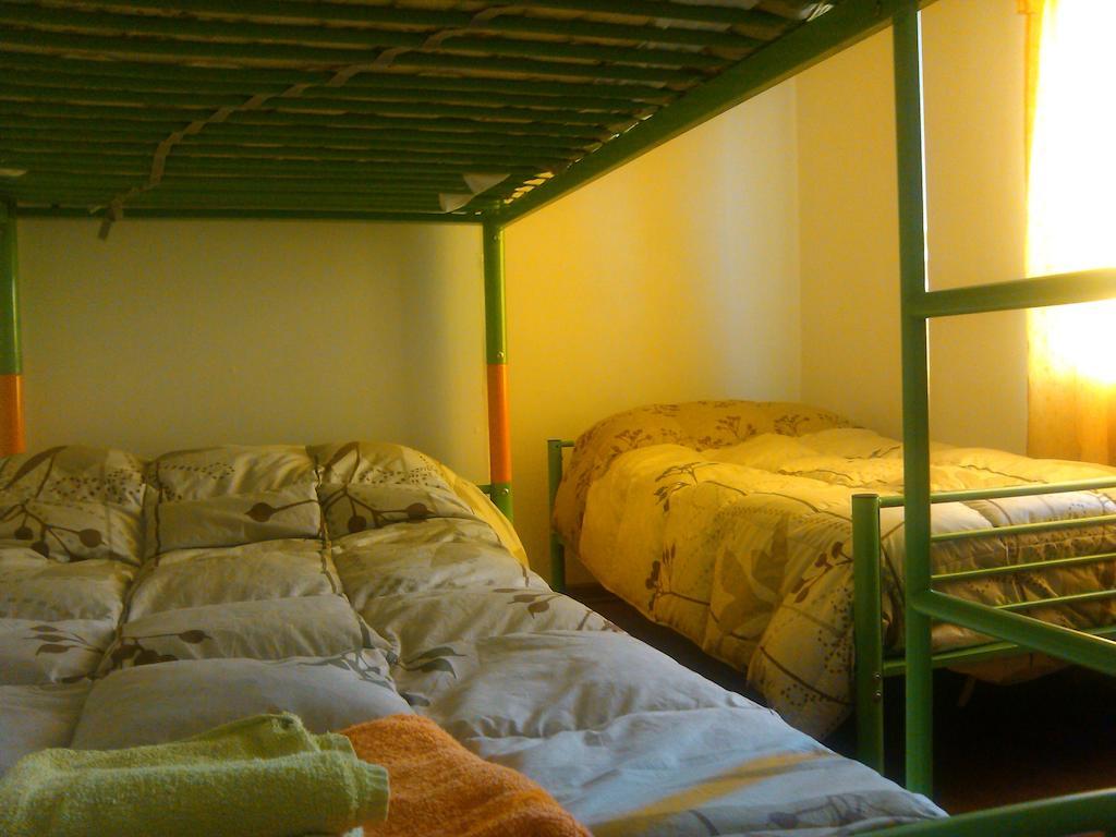 Hostal Barrio Italia Σαντιάγκο Δωμάτιο φωτογραφία